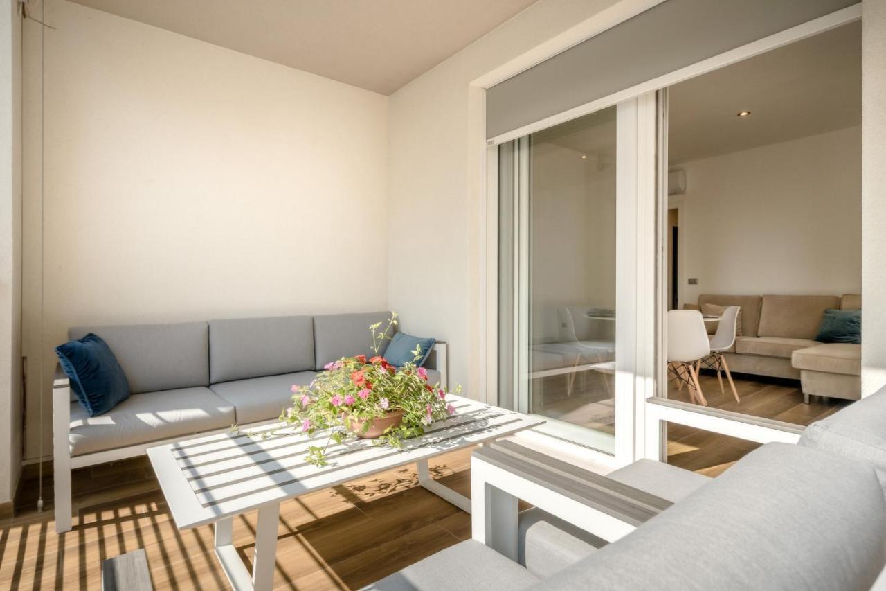 Ferrari Apartments Ponente Caorle Exteriör bild
